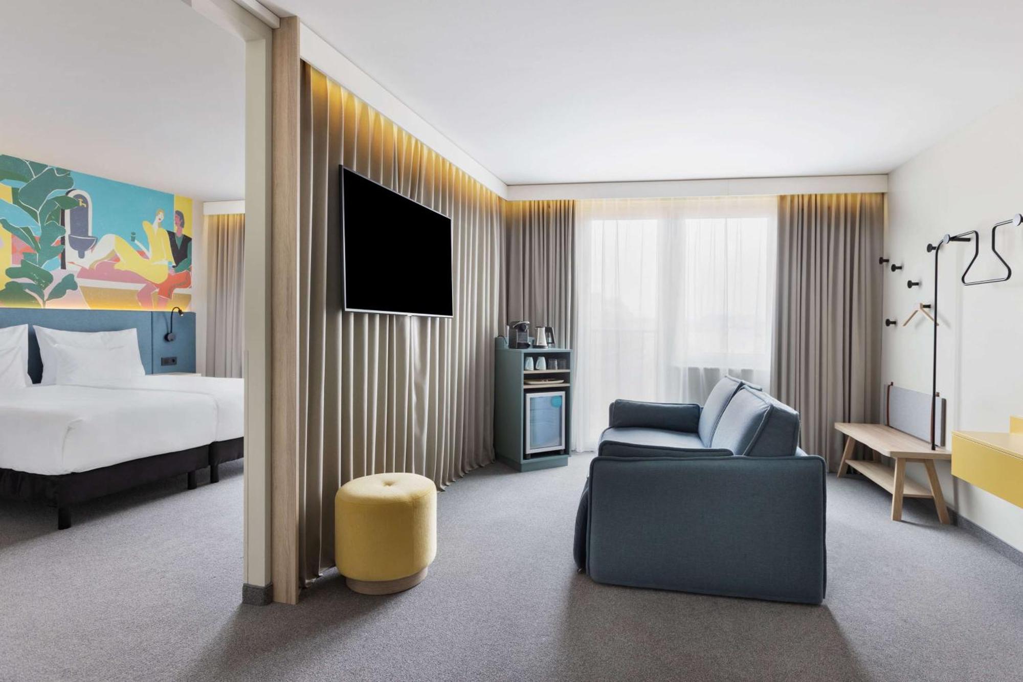 บัสเซนา เวียน เมสเซอ พราเทอร์ Hotel เวียนนา ภายนอก รูปภาพ